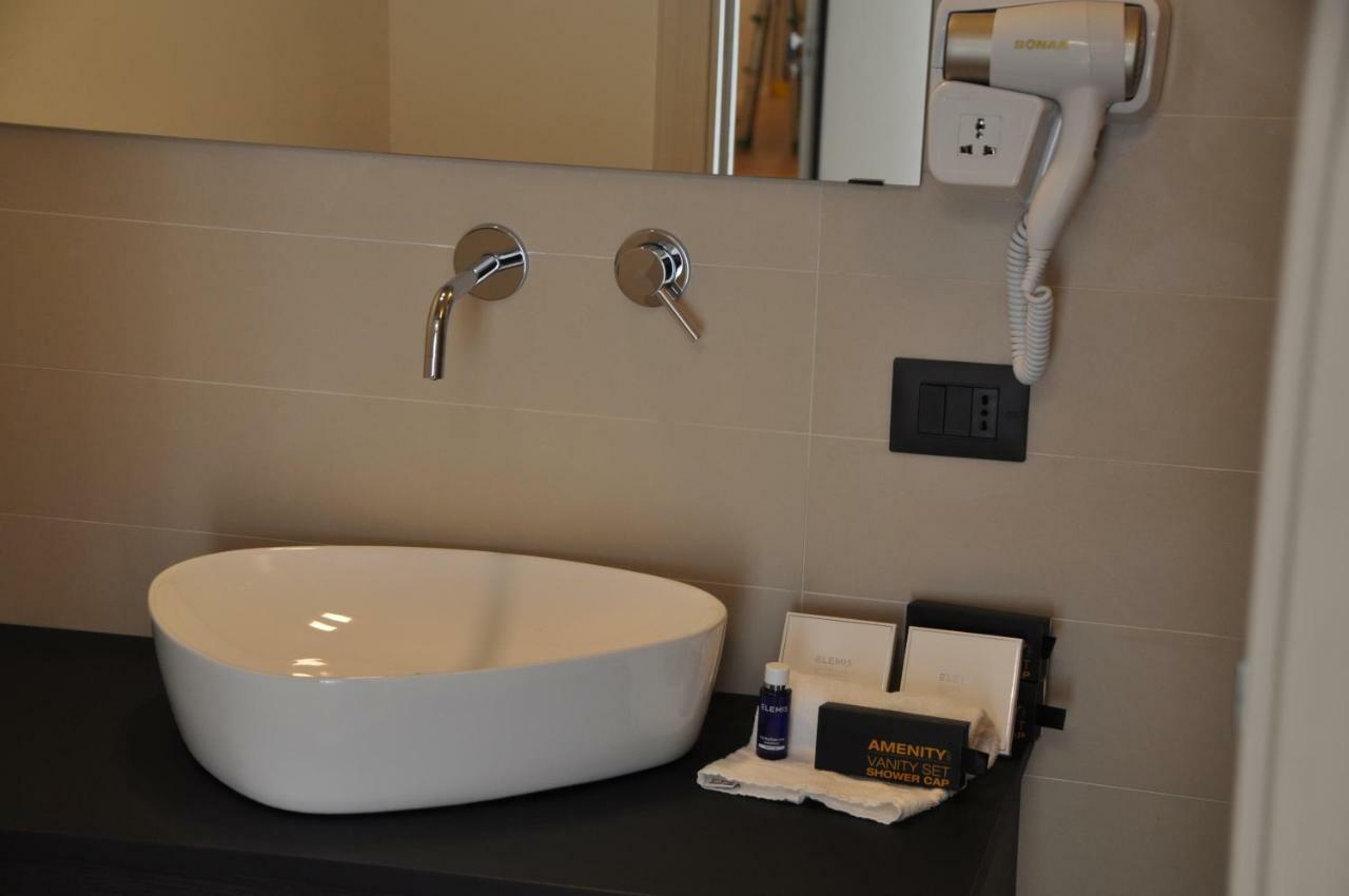 Eva Luxury Rooms Cagliari Ngoại thất bức ảnh